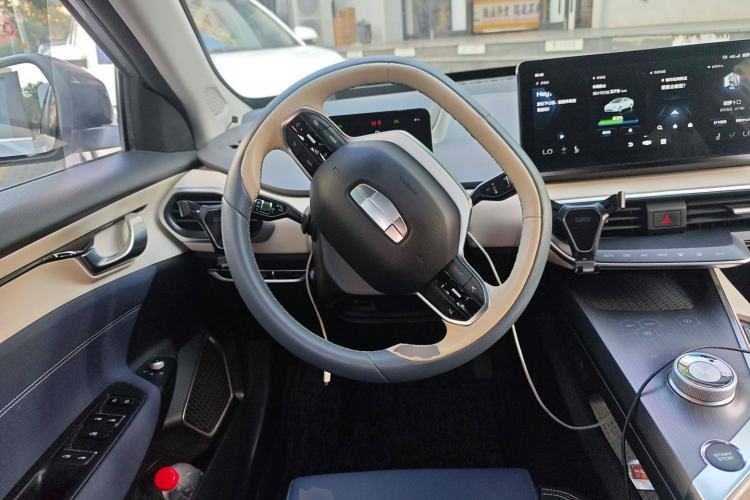 Used Geometry A 2021 Pro Enhanced High-Efficiency Range Version 600 km A600 Cubic Edition Steering Wheel