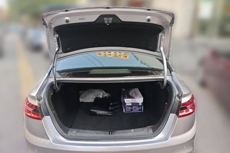 Used Geometry A 2021 Pro Enhanced High-Efficiency Range Version 600 km A600 Cubic Edition Trunk