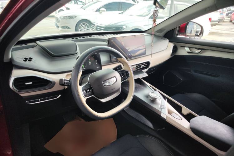 Used Geometry A 2021 Pro Enjoy High-Dimensional Range Edition 430 km A430 Cubic Version Center Console