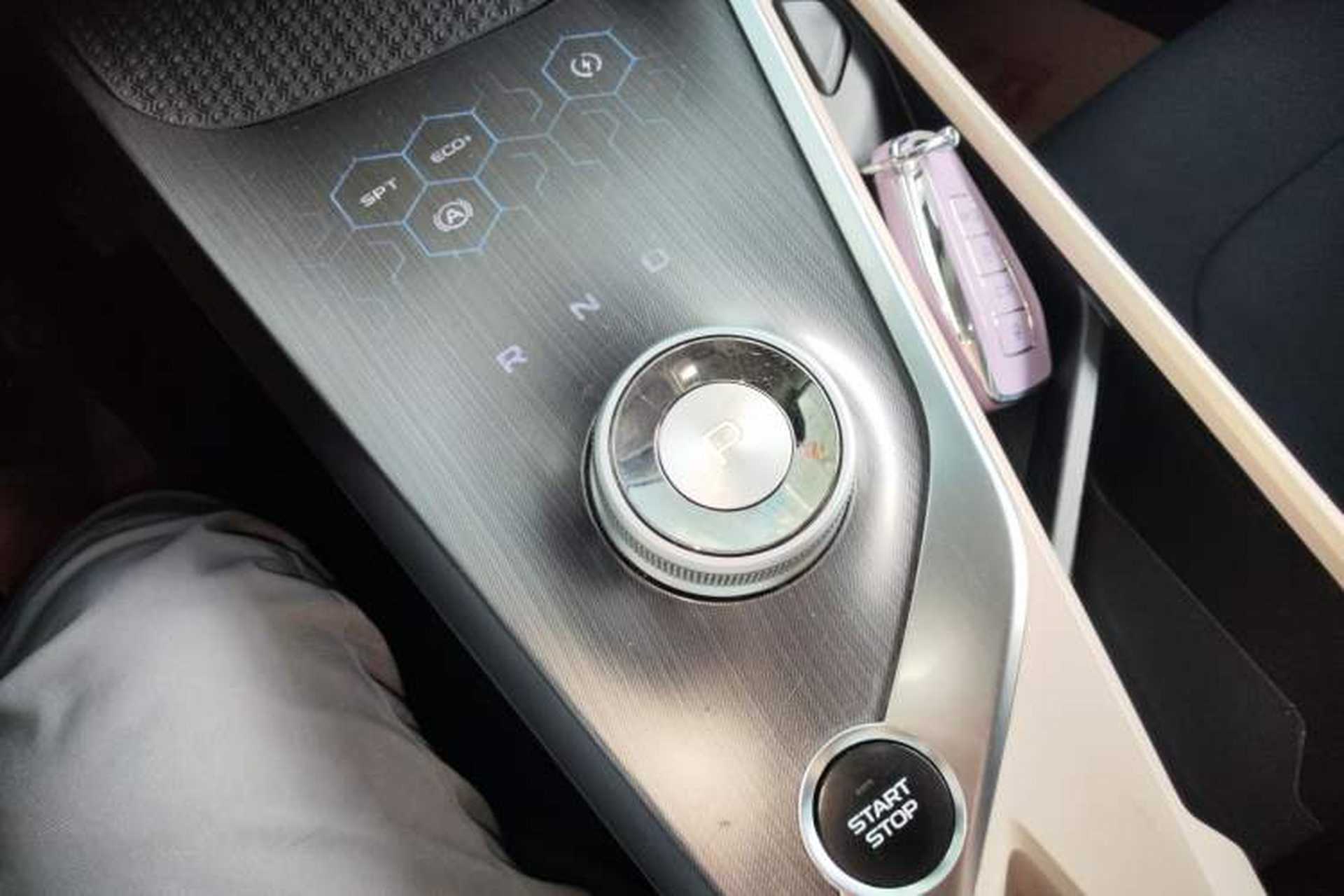Used Geometry A 2021 Pro Enjoy High-Dimensional Range Edition 430 km A430 Cubic Version Gear Lever