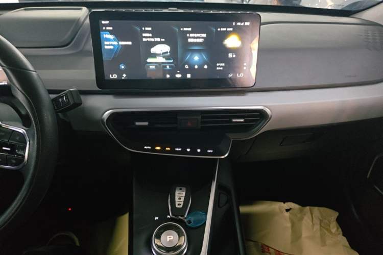 Used Geometry A 2021 Pro Enjoy High-Dimensional Range Edition 430 km A430 Square Version Audio And AC Panel