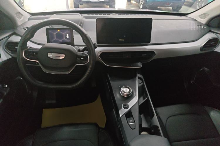 Used Geometry A 2021 Pro Enjoy High-Dimensional Range Edition 430 km A430 Square Version Center Console