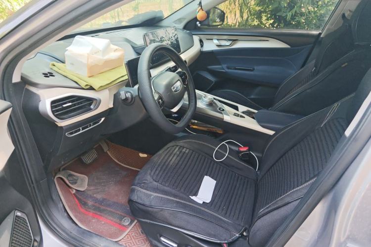 Used Geometry A 2021 Pro Enhanced High-Efficiency Range Version 600 km A600 Cubic Edition Driver Seat