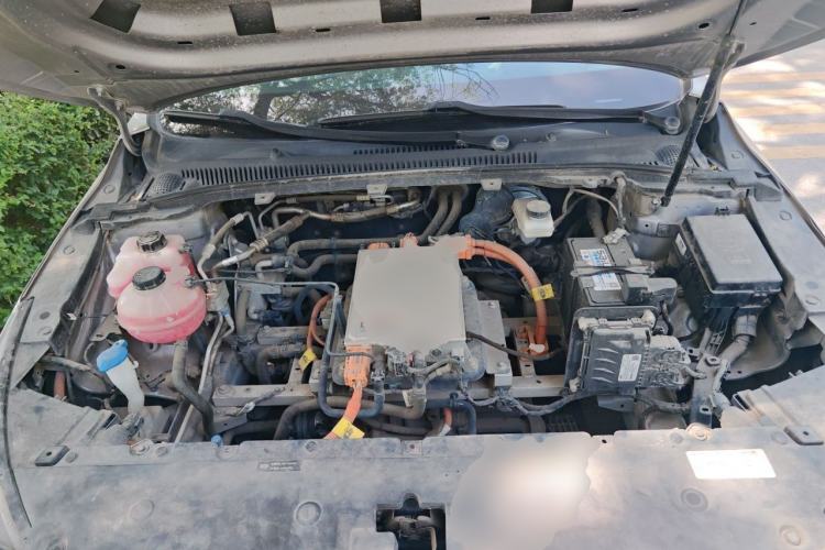 Used Geometry A 2021 Pro Enhanced High-Efficiency Range Version 600 km A600 Cubic Edition Engine Bay