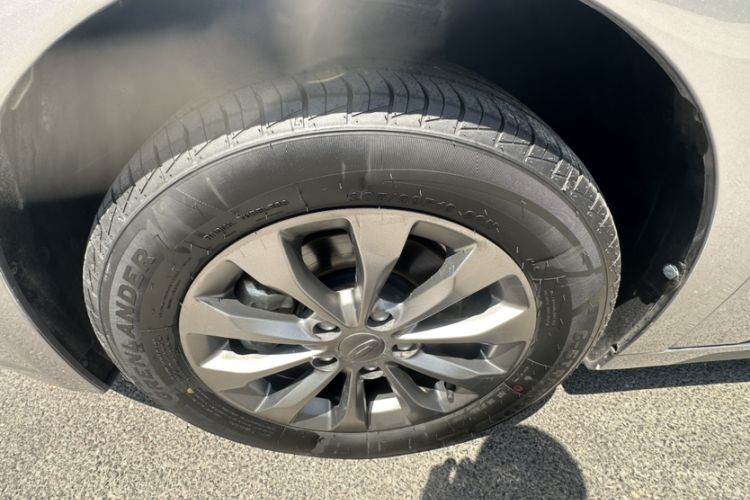 Used Geometry A 2021 Pro Enjoy High-Dimensional Range Edition 430KM A430 Easy-Drive Version Exterior 6