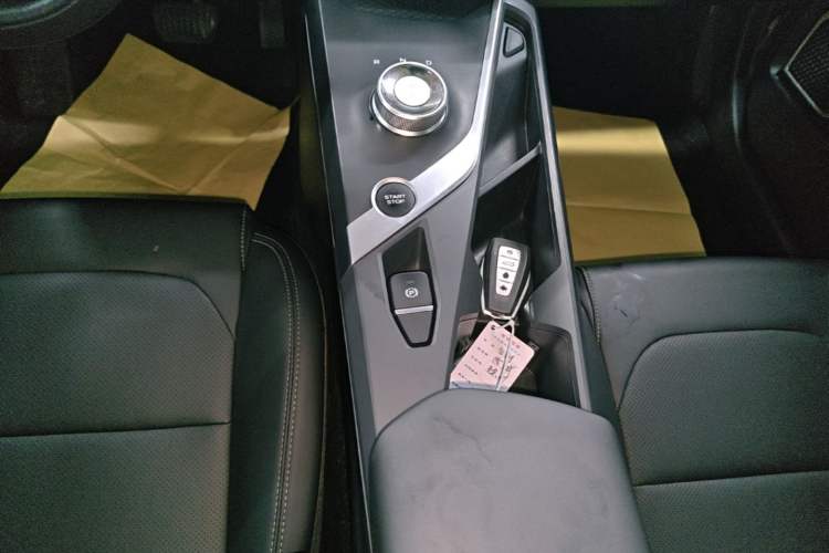 Used Geometry A 2021 Pro Enjoy High-Dimensional Range Edition 430 km A430 Square Version Gear Lever