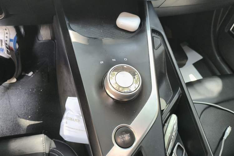 Used Geometry A 2021 Pro Enjoy High-Dimensional Range Edition 430 km A430 Square Version Gear Lever