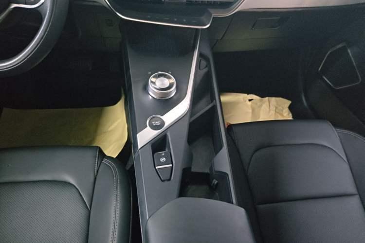 Used Geometry A 2021 Pro Enjoy High-Dimensional Range Edition 430 km A430 Square Version Gear Lever