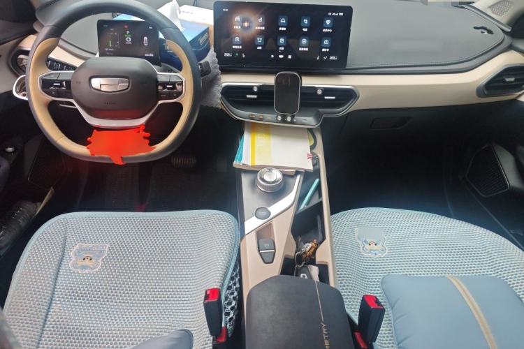 Used Geometry A 2021 Pro Enhanced High-Efficiency Range Version 600KM A600 Asian Games Edition Interior 2