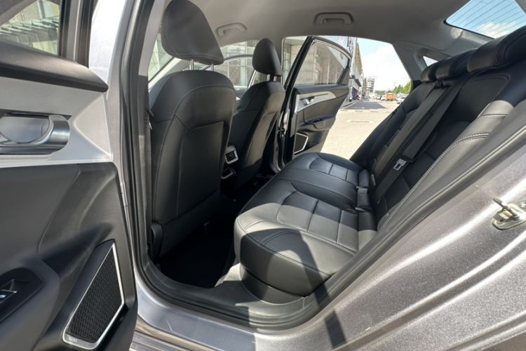 Used Geometry A 2021 Pro Enjoy High-Dimensional Range Edition 430KM A430 Easy-Drive Version Interior 2