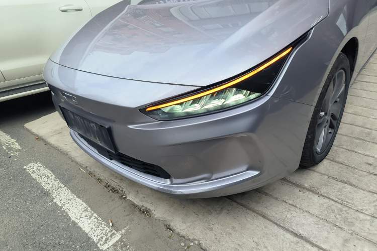Used Geometry A 2021 Pro Enjoy High-Dimensional Range Edition 430KM A430 Easy-Drive Version Left Front Headlight