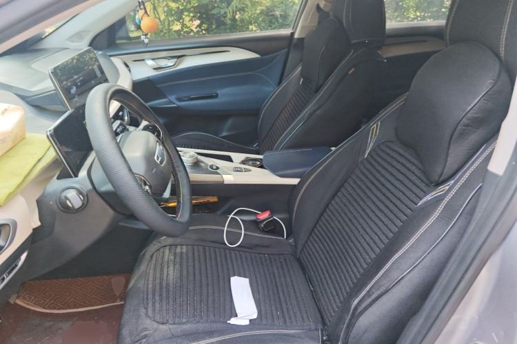 Used Geometry A 2021 Pro Enhanced High-Efficiency Range Version 600 km A600 Cubic Edition Left Front Seat