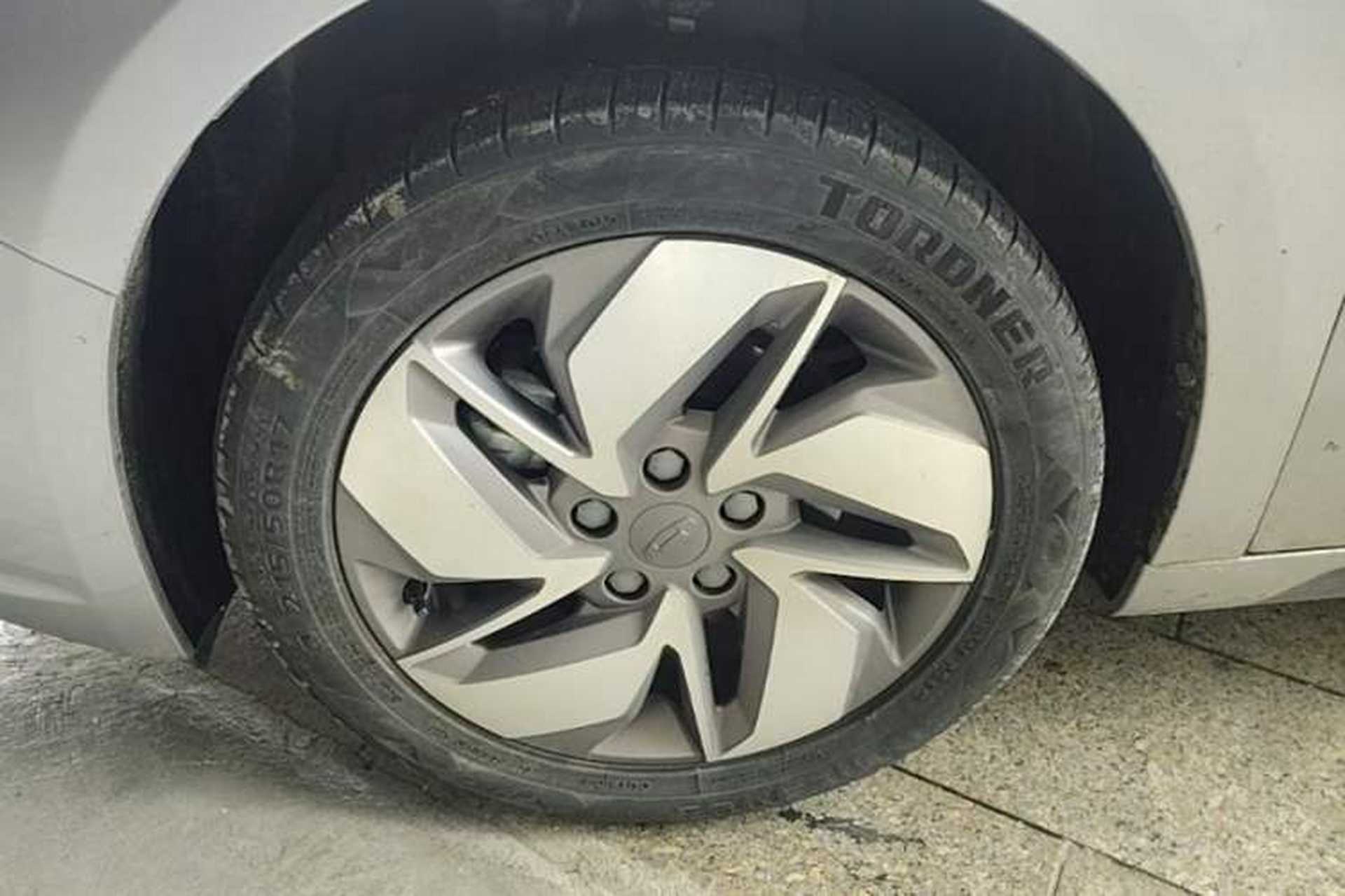 Used Geometry A 2021 Pro Enhanced High-Efficiency Range Version 600KM A600 PowerCube Edition Left Front Wheel Hub