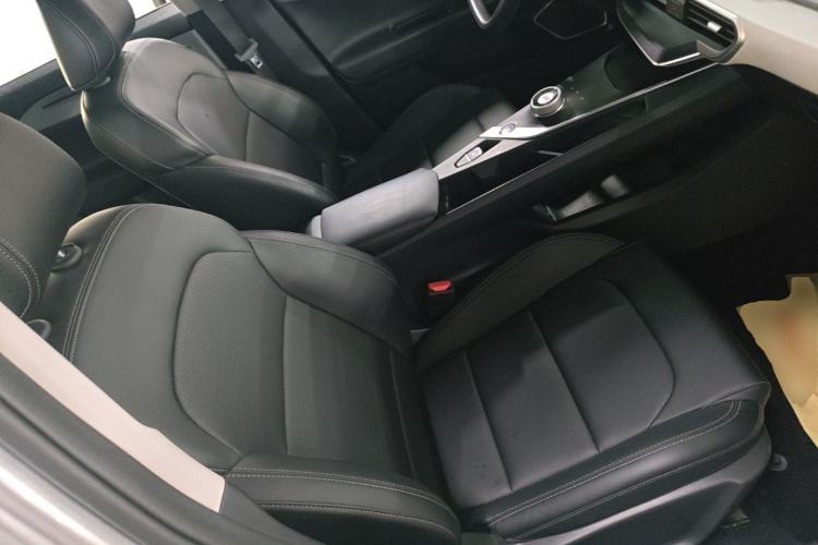 Used Geometry A 2021 Pro Enjoy High-Dimensional Range Edition 430 km A430 Square Version Right Front Seat