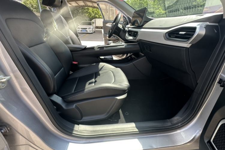 Used Geometry A 2021 Pro Enjoy High-Dimensional Range Edition 430KM A430 Easy-Drive Version Right Front Seat