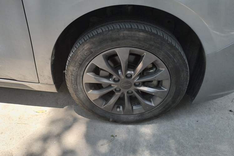 Used Geometry A 2021 Pro Enjoy High-Dimensional Range Edition 430 km A430 Square Version Right Front Wheel Hub