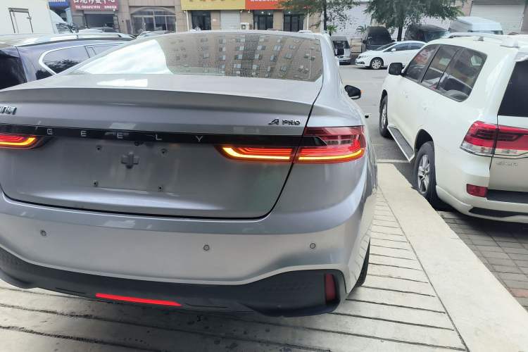 Used Geometry A 2021 Pro Enjoy High-Dimensional Range Edition 430KM A430 Easy-Drive Version Right Rear Taillight