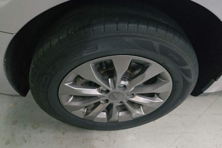 Used Geometry A 2021 Pro Enjoy High-Dimensional Range Edition 430 km A430 Square Version Right Rear Wheel Hub
