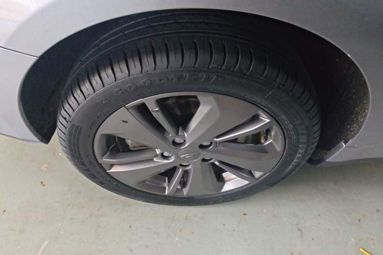 Used Geometry A 2021 Pro Enjoy High-Dimensional Range Edition 430 km A430 Square Version Right Rear Wheel Hub