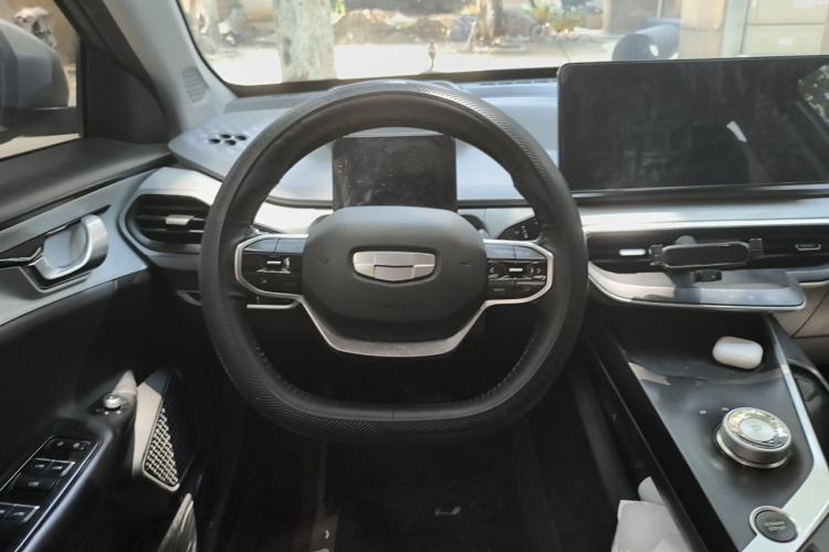 Used Geometry A 2021 Pro Enjoy High-Dimensional Range Edition 430 km A430 Square Version Steering Wheel