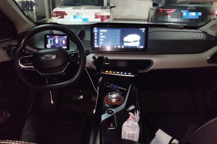 Used Geometry A 2021 Pro Enjoy High-Dimensional Range Edition 430 km A430 Square Version Center Console