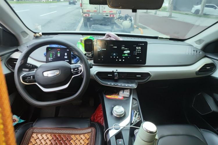 Used Geometry A 2021 Pro Enjoy High-Dimensional Range Edition 430 km A430 Square Version Center Console
