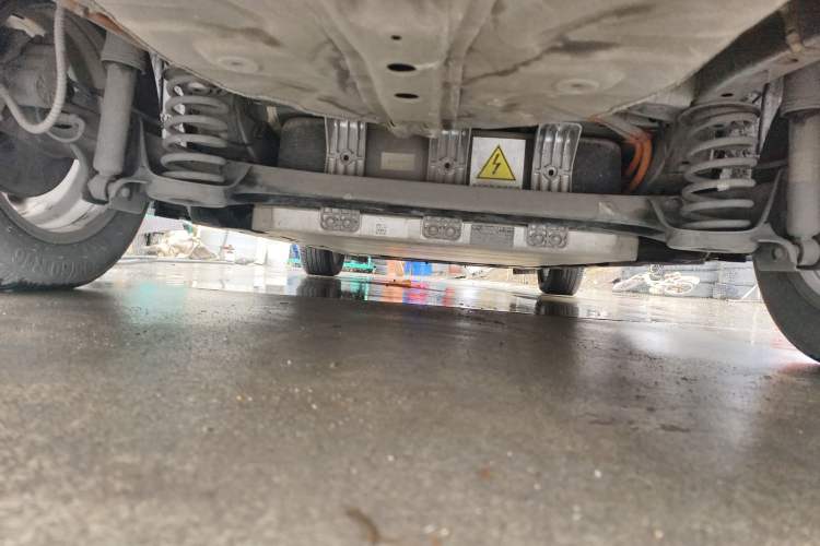 Used Geometry A 2021 Pro Enjoy High-Dimensional Range Edition 430 km A430 Square Version Chassis Rear
