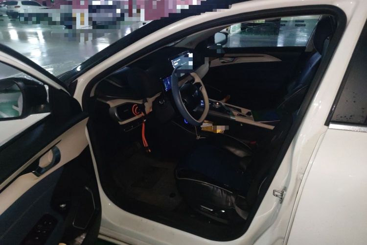 Used Geometry A 2021 Pro Enhanced High-Efficiency Range Version 600 km A600 Cubic Edition Driver Seat