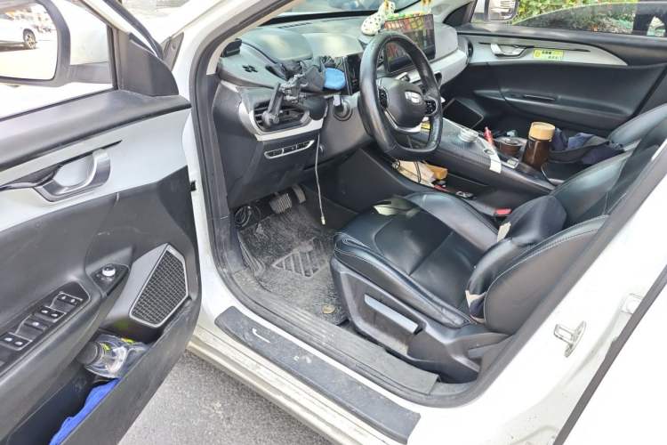Used Geometry A 2021 Pro Enjoy High-Dimensional Range Edition 430KM A430 Easy-Drive Version Driver Seat