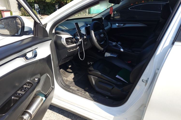 Used Geometry A 2021 Pro Enjoy High-Dimensional Range Edition 430 km A430 Square Version Driver Seat