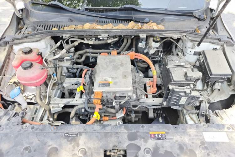 Used Geometry A 2021 Pro Enjoy High-Dimensional Range Edition 430KM A430 Easy-Drive Version Engine Bay