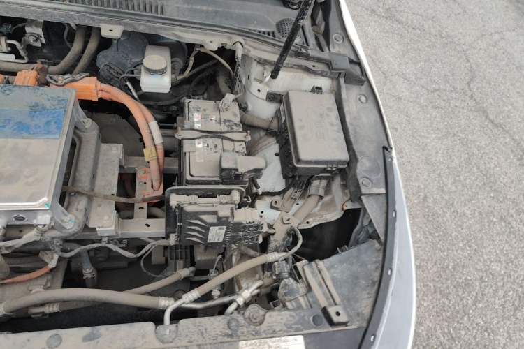Used Geometry A 2021 Pro Enhanced High-Efficiency Range Version 600 km A600 Cubic Edition Engine Bay Left