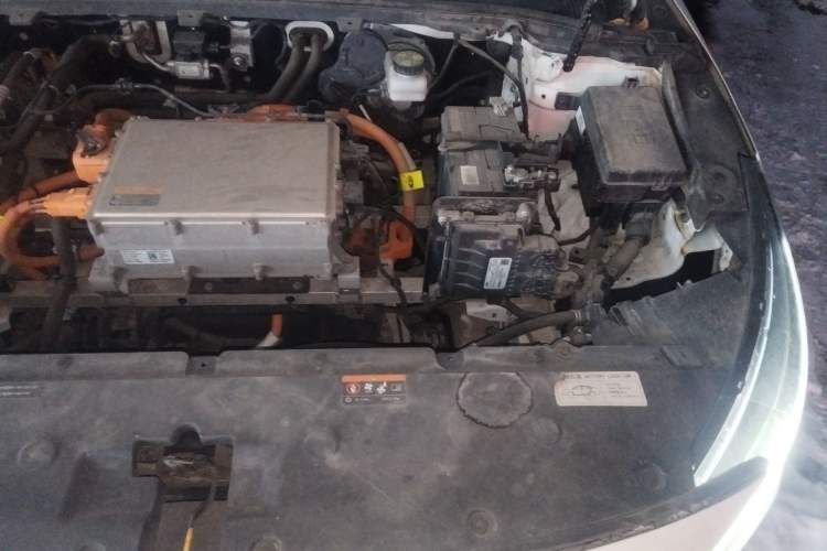 Used Geometry A 2021 Pro Enhanced High-Efficiency Range Version 600KM A600 PowerCube Edition Engine Bay Left
