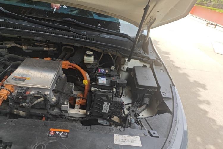 Used Geometry A 2021 Pro Enhanced High-Efficiency Range Version 600KM A600 Asian Games Edition Engine Bay Left