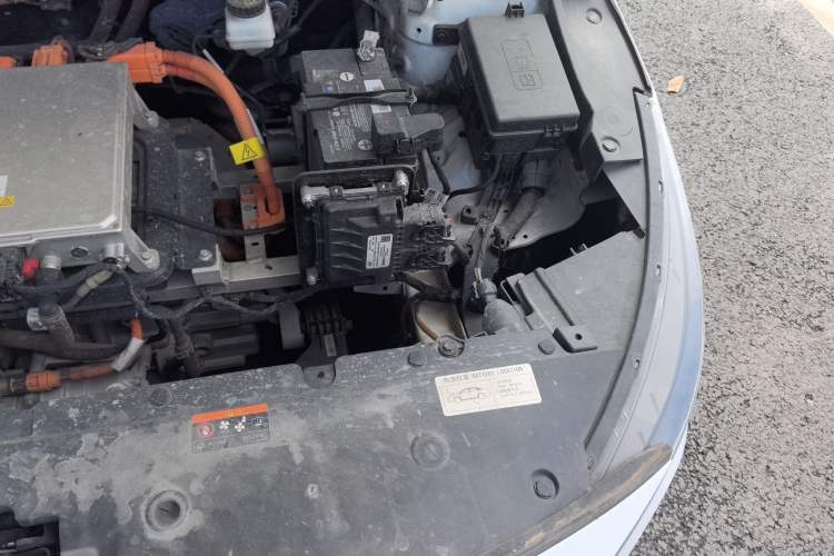 Used Geometry A 2021 Pro Enhanced High-Efficiency Range Version 600KM A600 Asian Games Edition Engine Bay Left