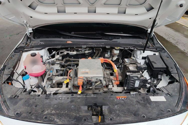 Used Geometry A 2021 Pro Enjoy High-Dimensional Range Edition 430KM A430 Easy-Drive Version Engine Bay