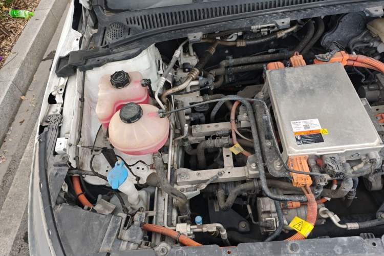 Used Geometry A 2021 Pro Enhanced High-Efficiency Range Version 600KM A600 Asian Games Edition Engine Bay Right