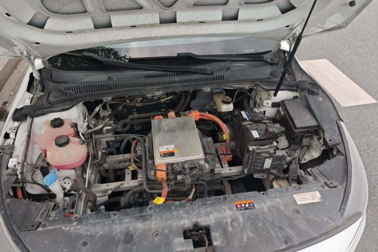 Used Geometry A 2021 Pro Enhanced High-Efficiency Range Version 600KM A600 Asian Games Edition Engine Bay