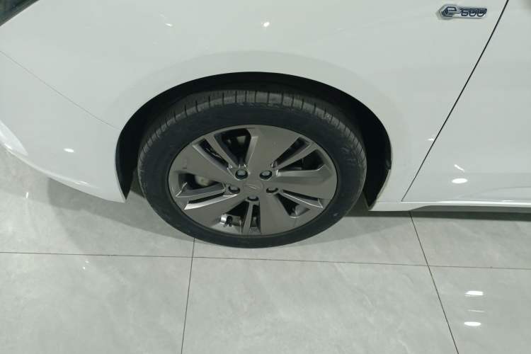Used Geometry A 2021 Pro Enhanced High-Efficiency Range Version 600KM A600 Asian Games Edition Exterior 4