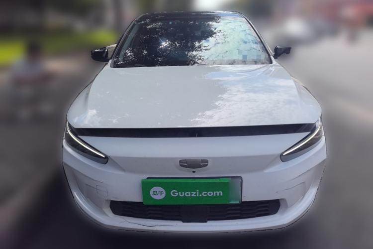 Used Geometry A 2021 Pro Enhanced High-Efficiency Range Version 600KM A600 Asian Games Edition Front