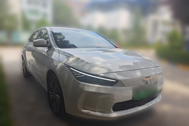 Used Geometry A 2021 Pro Enhanced High-Efficiency Range Version 600KM A600 Asian Games Edition Front Right 45 Deg