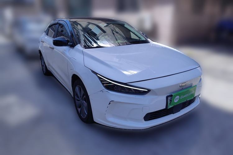 Used Geometry A 2021 Pro Enhanced High-Efficiency Range Version 600 km A600 Cubic Edition Front Right 45 Deg