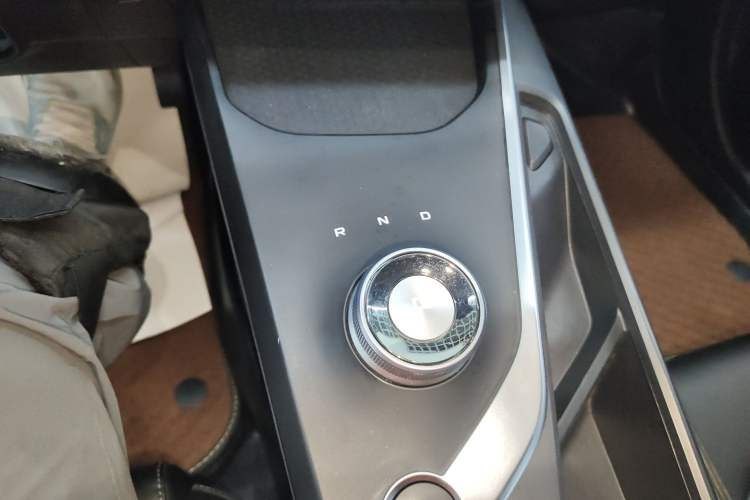 Used Geometry A 2021 Pro Enjoy High-Dimensional Range Edition 430 km A430 Square Version Gear Lever