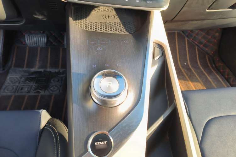 Used Geometry A 2021 Pro Enhanced High-Efficiency Range Version 600KM A600 PowerCube Edition Gear Lever