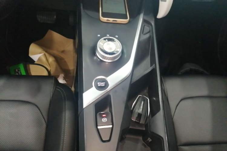 Used Geometry A 2021 Pro Enjoy High-Dimensional Range Edition 430 km A430 Square Version Gear Lever