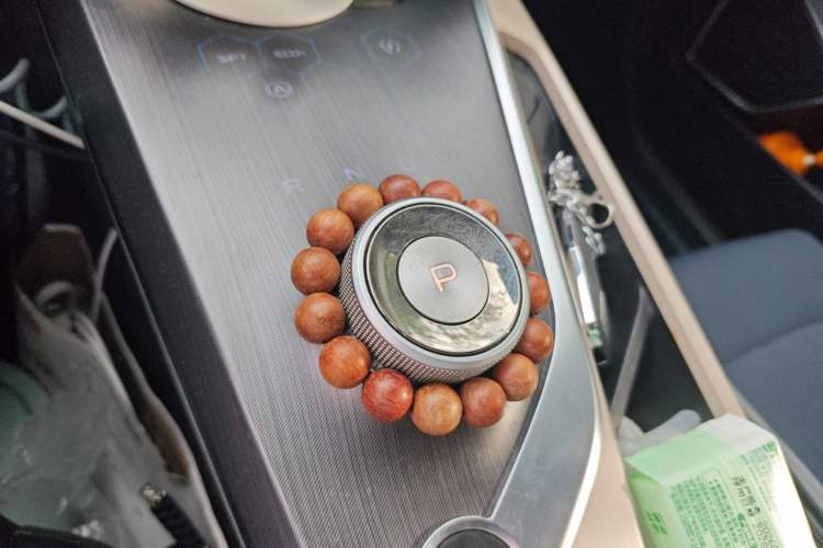 Used Geometry A 2021 Pro Enhanced High-Efficiency Range Version 600KM A600 Asian Games Edition Gear Lever