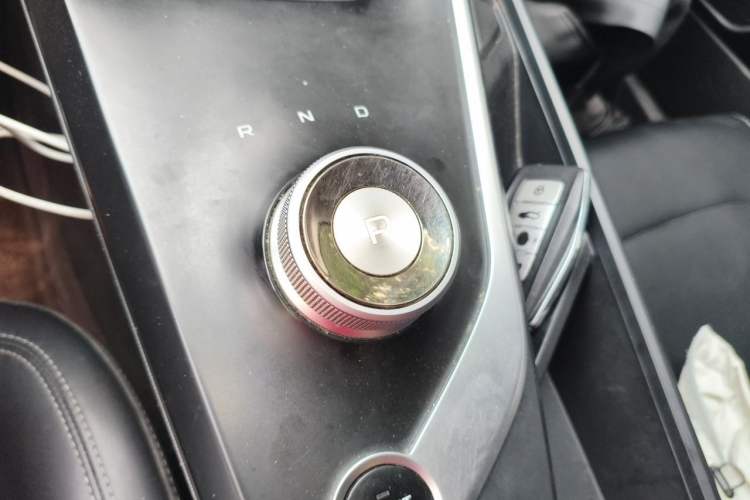 Used Geometry A 2021 Pro Enjoy High-Dimensional Range Edition 430 km A430 Square Version Gear Lever