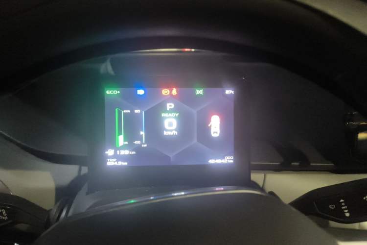 Used Geometry A 2021 Pro Enjoy High-Dimensional Range Edition 430 km A430 Cubic Version Instrument Cluster