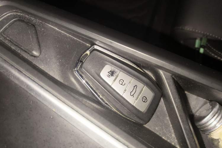 Used Geometry A 2021 Pro Enjoy High-Dimensional Range Edition 430 km A430 Square Version Interior 1