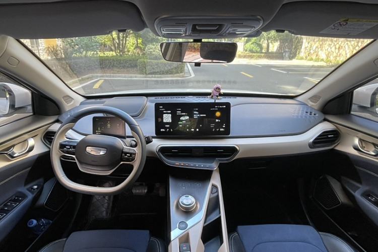 Used Geometry A 2021 Pro Enhanced High-Efficiency Range Version 600 KM A600 Chanyou Edition Interior 1